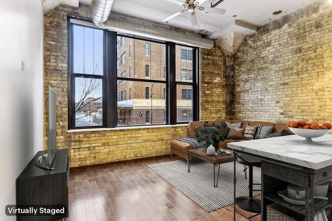 property at 618 N Washington Ave