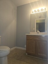 395 Sunnyside Ct, Unit E in Grand Junction, CO - Building Photo - Building Photo
