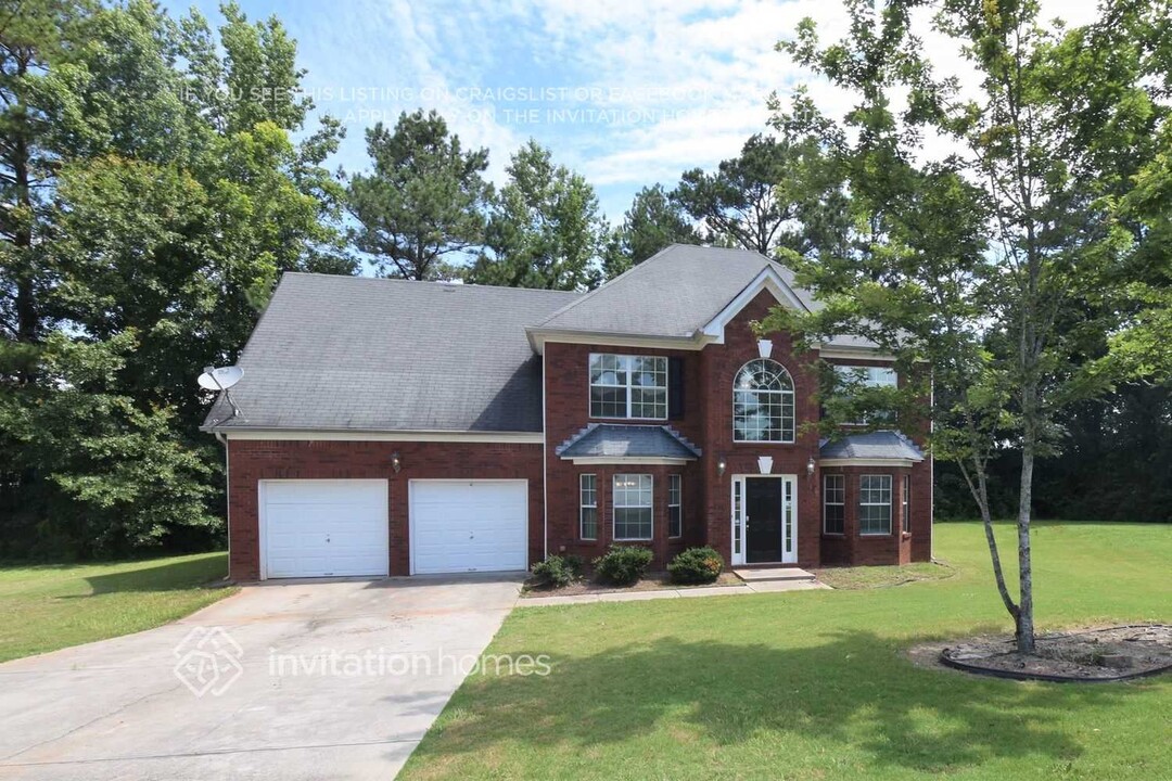 126 Rolling Meadows Ct in Hampton, GA - Building Photo