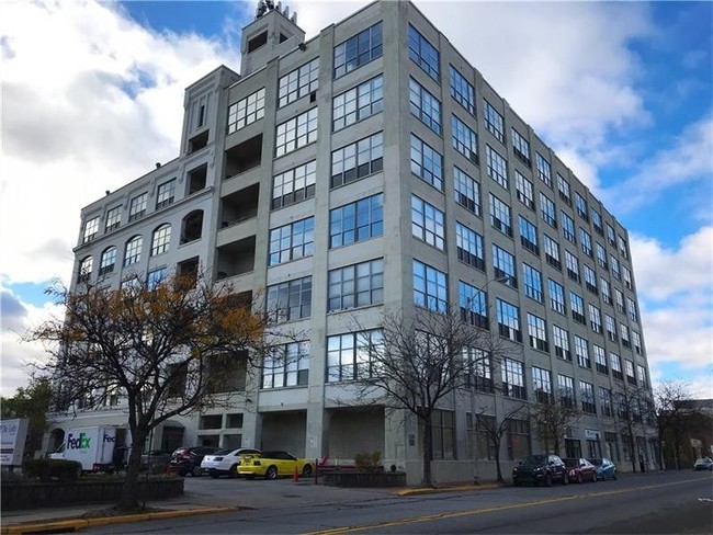 property at 5850 Centre Ave