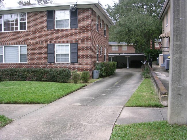 2943 St Johns Ave, Unit 1 in Jacksonville, FL - Foto de edificio - Building Photo