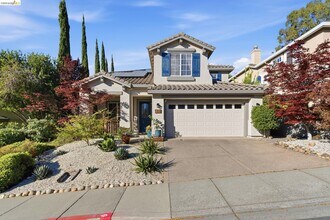 257 Golf Links St in Pleasant Hill, CA - Building Photo - Building Photo