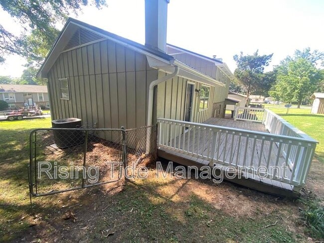 33 Lancaster Ct in Calera, AL - Building Photo - Building Photo