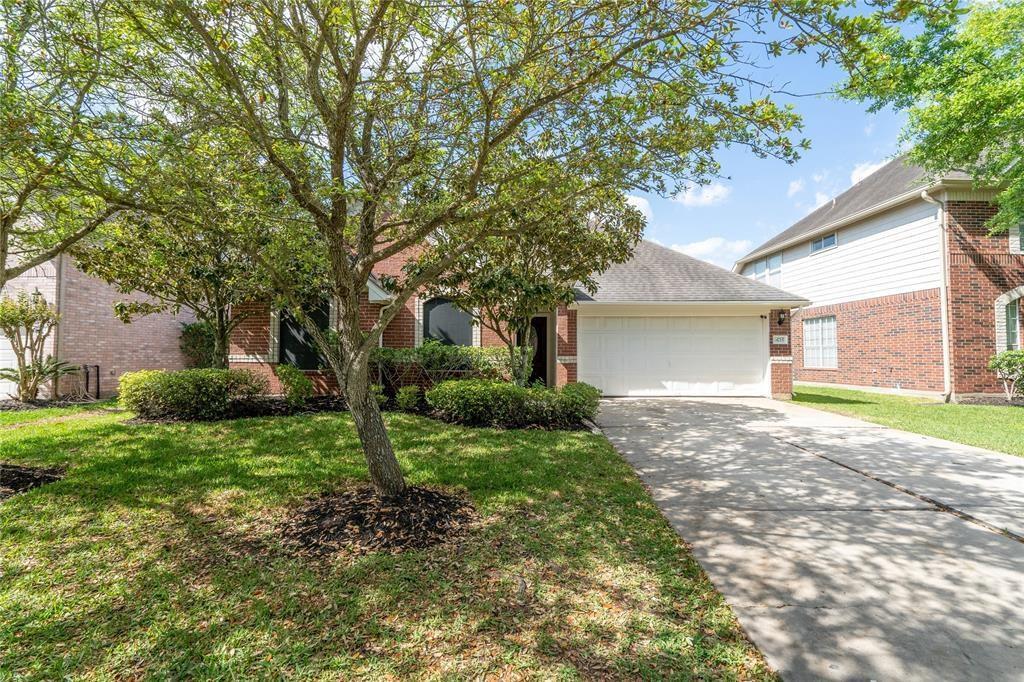 4715 Schiller Park Ln in Sugar Land, TX - Building Photo