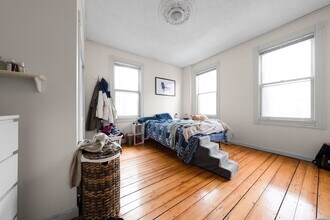 352 Norfolk St, Unit 1 in Cambridge, MA - Building Photo - Building Photo