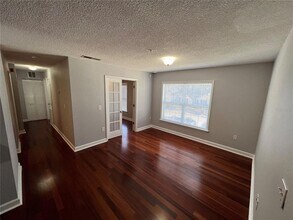 2035 Dixie Belle Dr, Unit 2035G in Orlando, FL - Building Photo - Building Photo