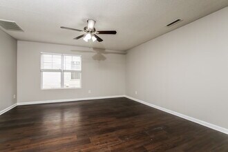 21 Valleyfield Dr in Clayton, NC - Building Photo - Building Photo