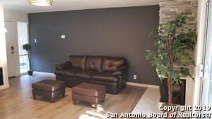 11311 Sir Winston St