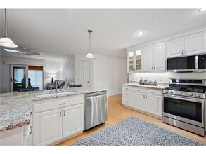 145 Holly Ln N in Plymouth, MN - Building Photo - Building Photo