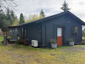 1889 Lancaster Rd in Freeland, WA - Building Photo - Building Photo