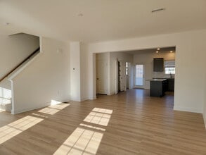 2459 Spring Water Cir in Lancaster, PA - Foto de edificio - Building Photo