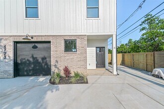 4721 Mallow St in Houston, TX - Building Photo - Building Photo