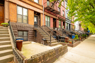 182 Lefferts Pl in Brooklyn, NY - Building Photo - Building Photo