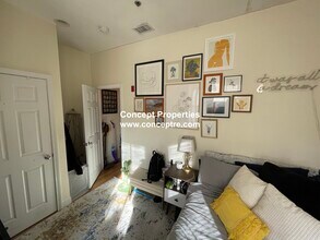 243 Northampton St, Unit 4 in Boston, MA - Building Photo - Building Photo