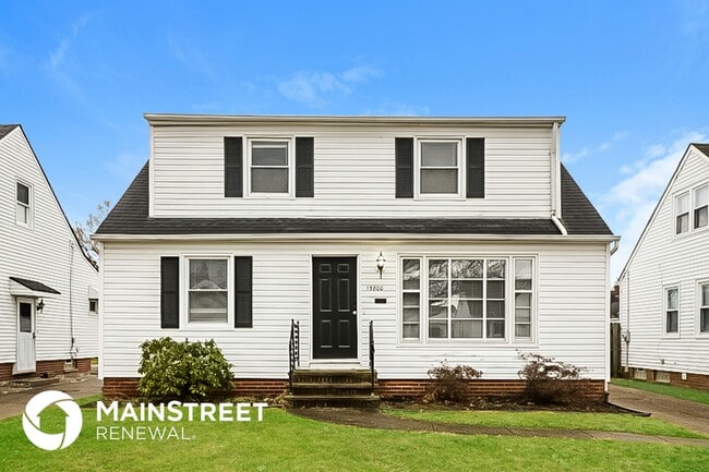 property at 13800 Oakview Blvd