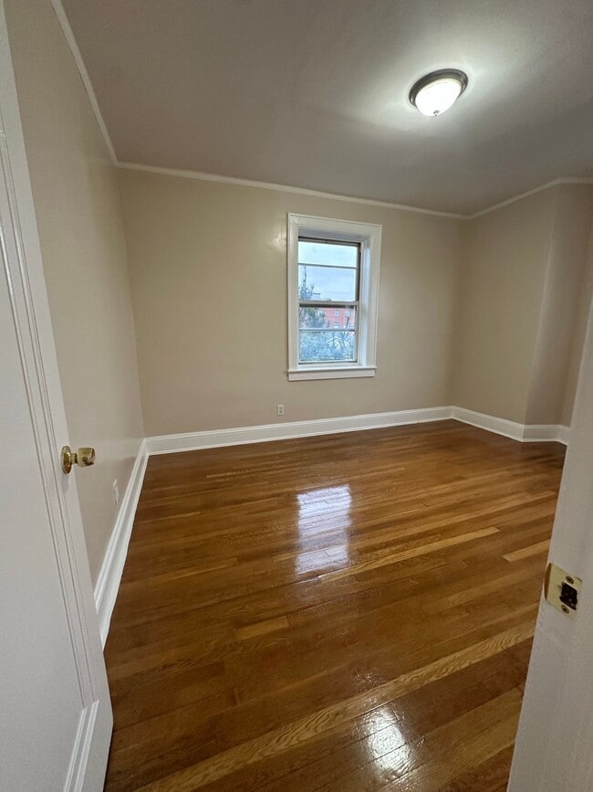 Hudson Crest - Cliffside Park in Cliffside Park, NJ - Building Photo - Building Photo