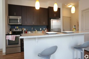 1111 Stratford Apartments