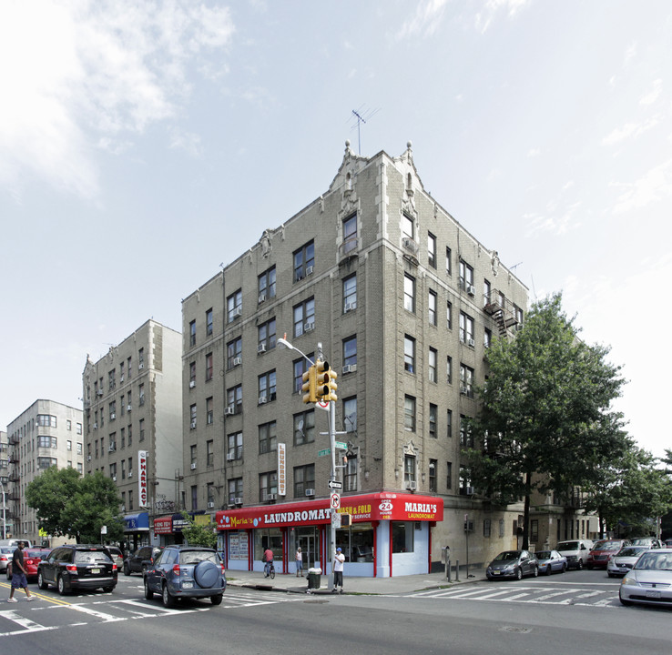 3511 Putnam Pl in Bronx, NY - Building Photo