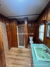 5 Grove St in Waterville, ME - Foto de edificio - Building Photo