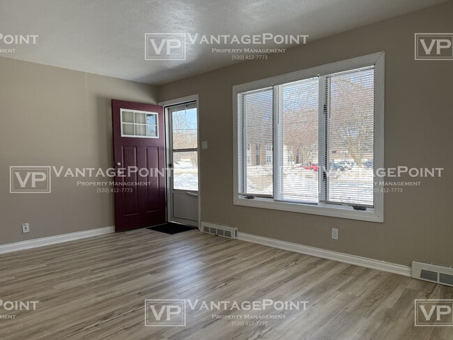 1655 9th St in Green Bay, WI - Building Photo - Building Photo