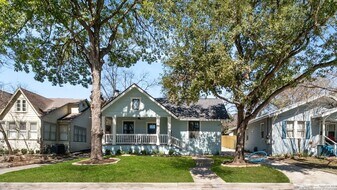331 Abiso Ave in San Antonio, TX - Building Photo