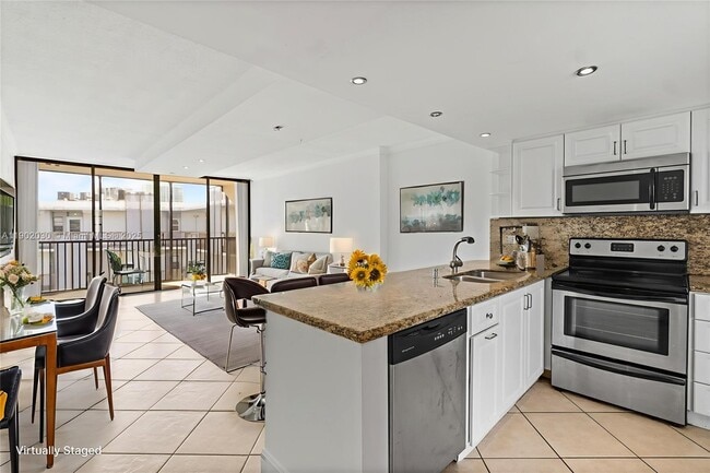 property at 3475 N Country Club Dr