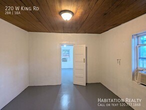 220 W King Rd in Tucson, AZ - Building Photo - Building Photo