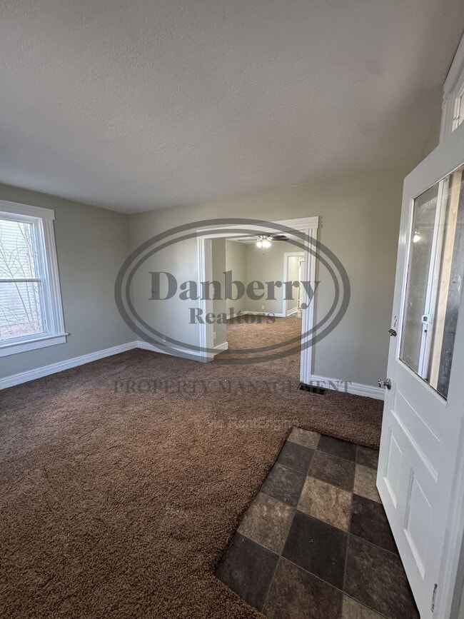 property at 413 Washington St