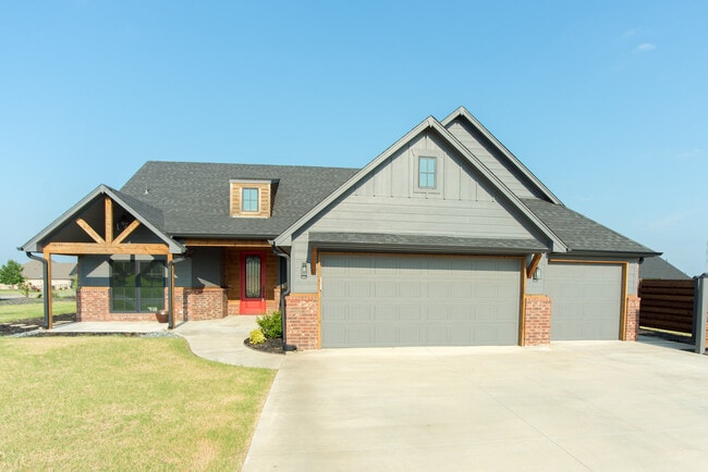 14195 N 54th E Ave in Collinsville, OK - Building Photo - Building Photo