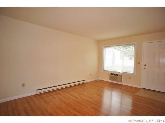 37 Ferris Ave in Norwalk, CT - Building Photo - Building Photo
