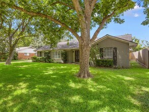 5618 Pine St in Houston, TX - Building Photo - Building Photo