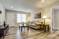 Carolina Apartments in Dallas, TX - Building Photo - Interior Photo