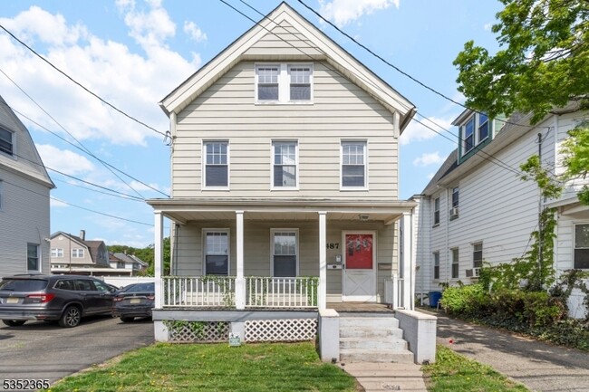 property at 487 Valley Rd