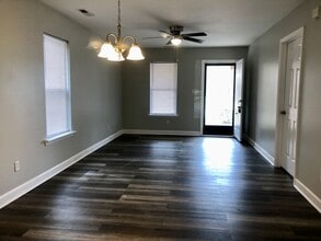 2017 Grandhaven Dr in Mount Holly, NC - Building Photo - Building Photo