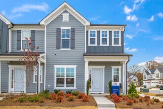 Wayford at Pringle Towns in Charlotte, NC - Foto de edificio - Building Photo