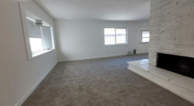 5647 Scripps St in San Diego, CA - Building Photo - Building Photo