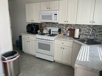178 Osborn St photo'
