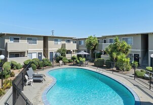 Northview in Turlock, CA - Building Photo