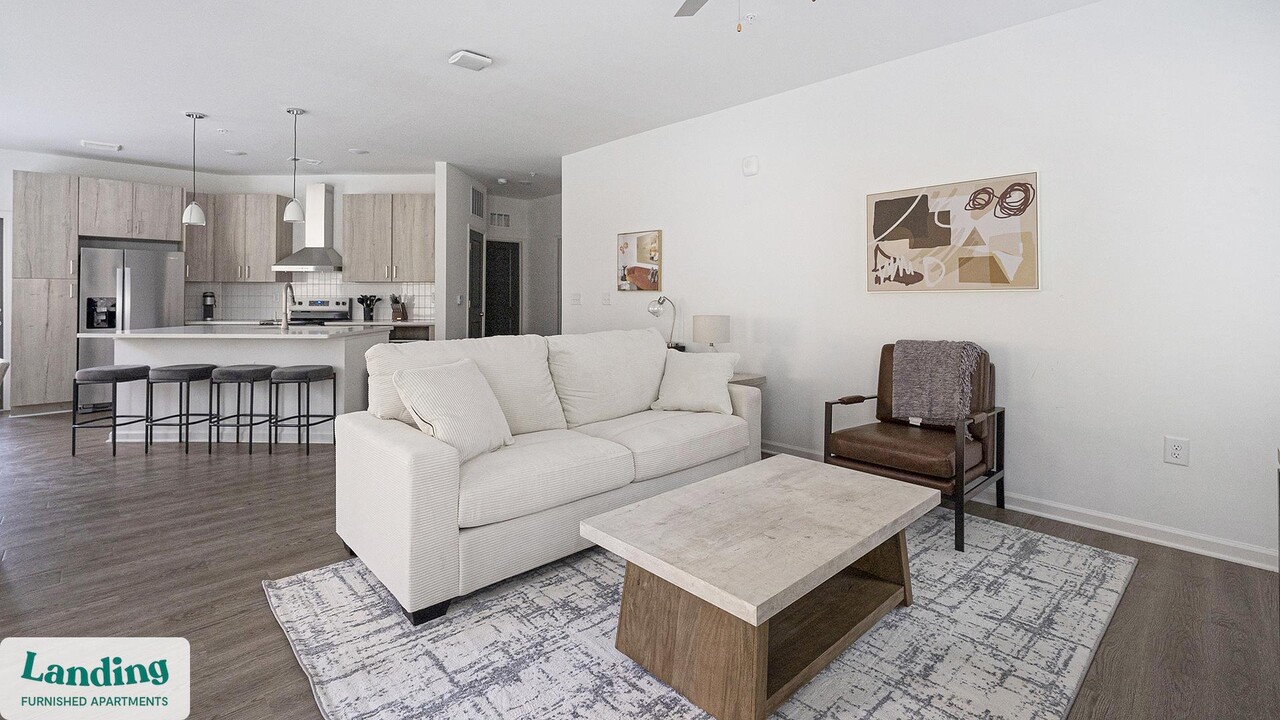 2800 Milan Ct in Birmingham, AL - Building Photo