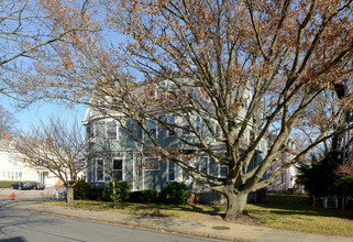 60 Orchard St in New Bedford, MA - Building Photo - Building Photo