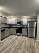 156 Acadia St in Waterloo, IA - Building Photo - Building Photo