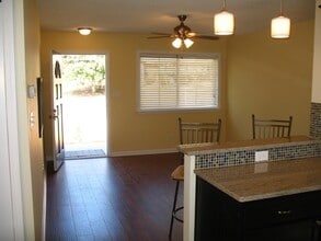 255 Ferncliff Dr in Athens, GA - Building Photo - Building Photo