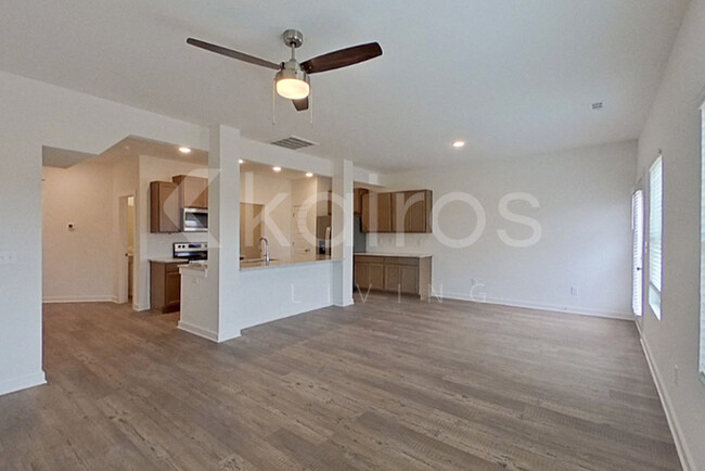 6139 Taramore Ln NW in Huntsville, AL - Foto de edificio - Building Photo
