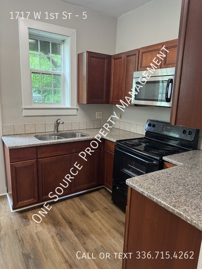 1717 W 1st St in Winston-Salem, NC - Building Photo - Building Photo