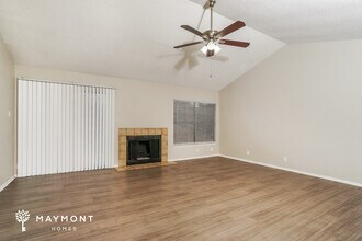 10543 Kinderhook Dr in San Antonio, TX - Building Photo - Building Photo