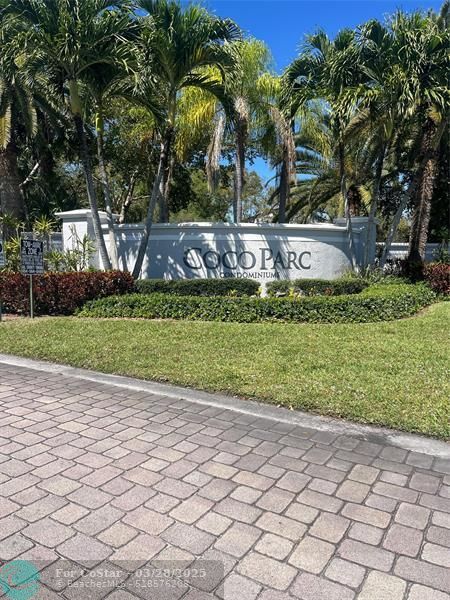 831 Lyons Rd in Coconut Creek, FL - Building Photo - Building Photo