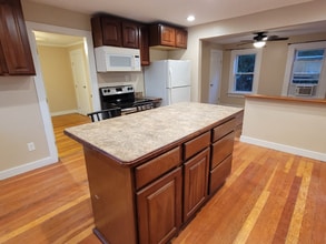 59 East St in Easthampton, MA - Building Photo - Building Photo