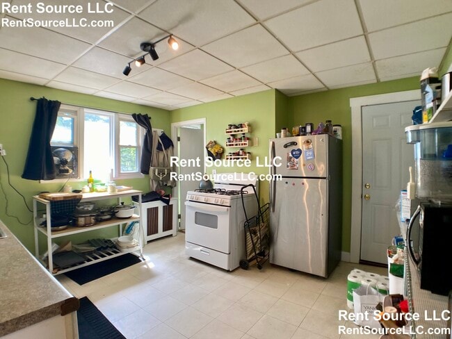 306 Washington St, Unit 1