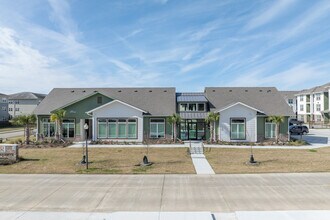 The Reserve at Power Place in Lake Charles, LA - Foto de edificio - Building Photo