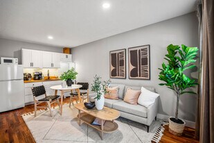 4952 Polk St, Unit SI ID1531105P in Houston, TX - Building Photo